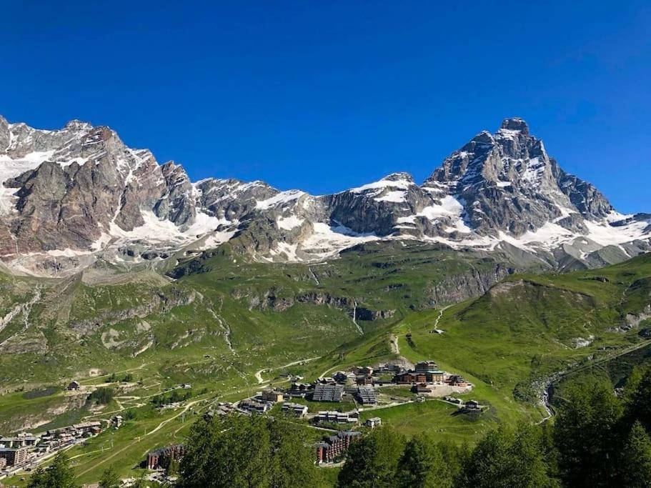 Skyline Cervinia + Apartment Breuil-Cervinia Exterior photo